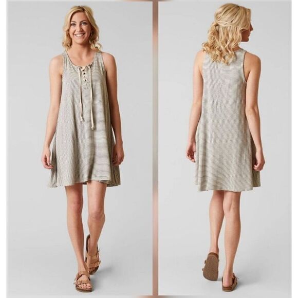 White Crow Elenora Sleeveless Striped Dress Medium - Picture 1 of 7